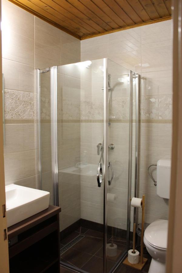 Natura Panzio&Apartmanhaz Орфю Экстерьер фото