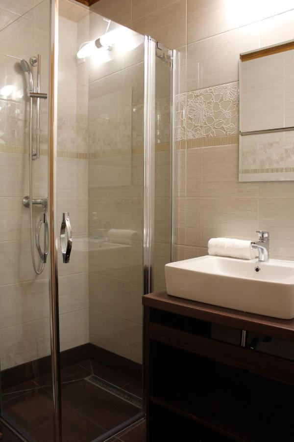 Natura Panzio&Apartmanhaz Орфю Экстерьер фото