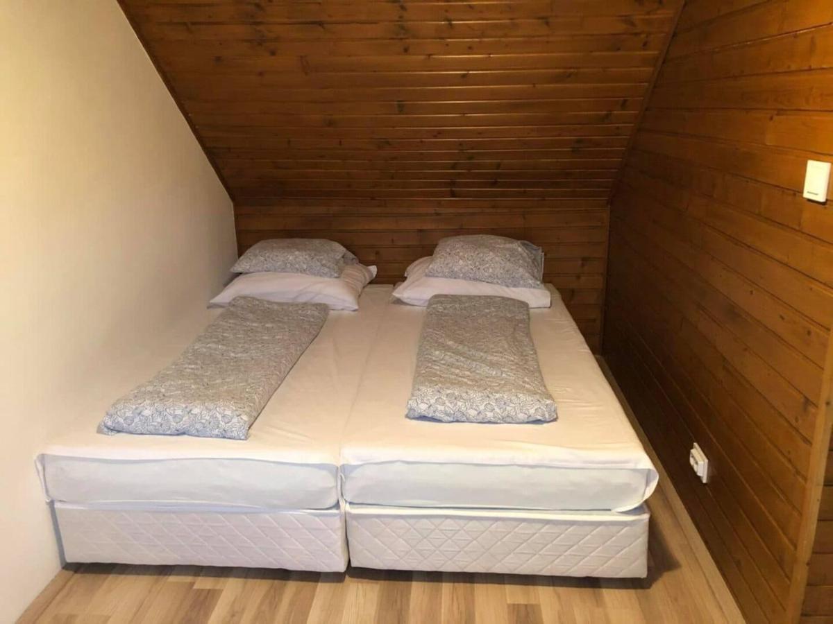 Natura Panzio&Apartmanhaz Орфю Экстерьер фото