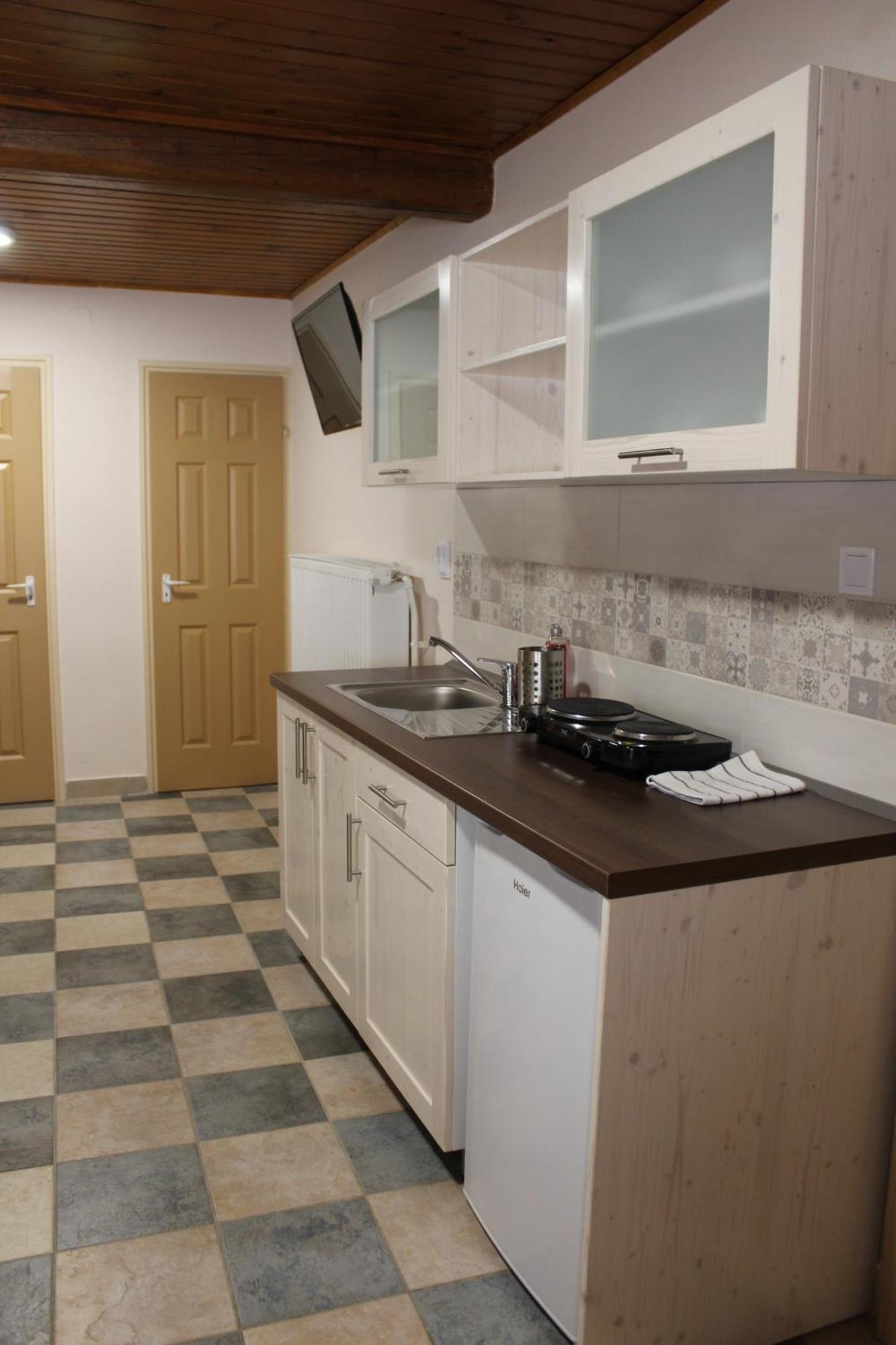 Natura Panzio&Apartmanhaz Орфю Номер фото